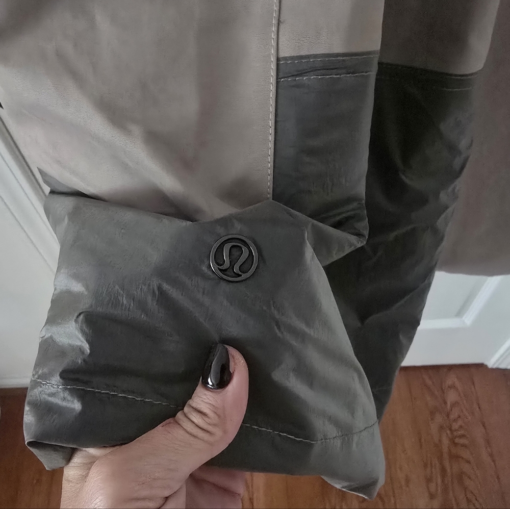 Lululemon Gathering Storm Long Jacket In Sandlot Size 8 - Picture 12 of 13